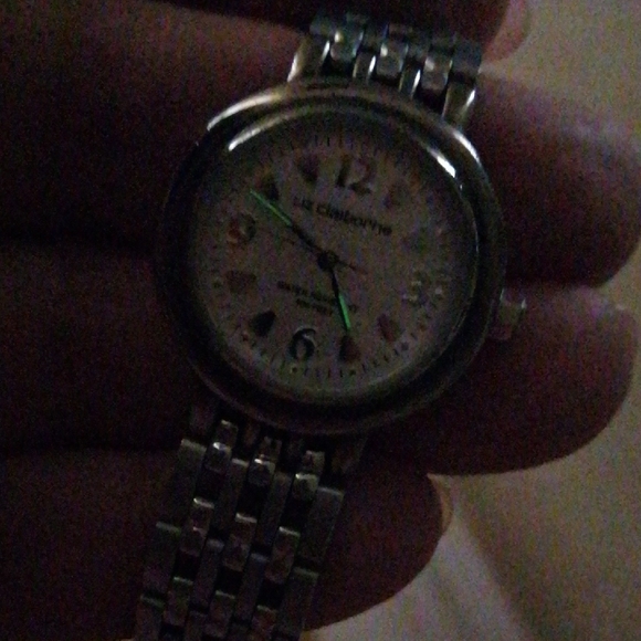 Liz Claiborne Unisex Water Resistant Glows In The Dark Vintage Working Watch - Picture 6 of 6